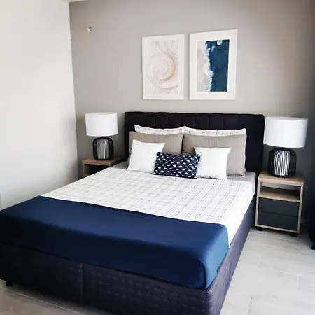 Blue Breeze بيت ضيافة