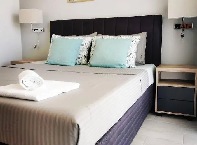 Blue Breeze بيت ضيافة 3*