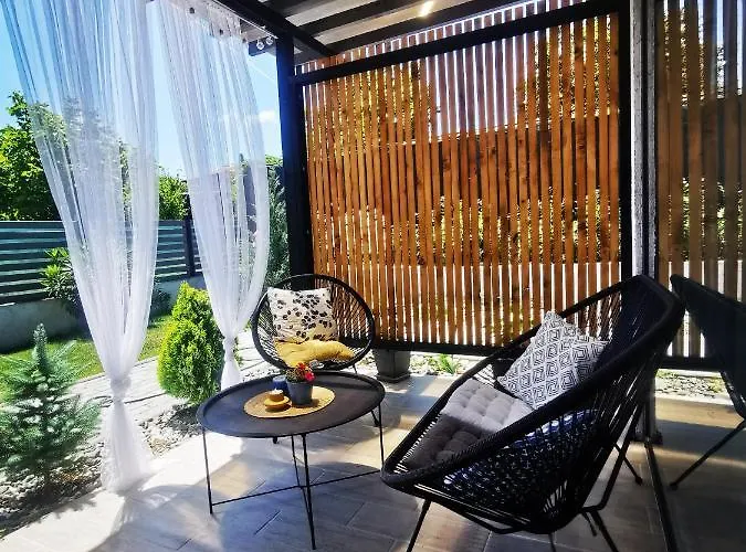 Blue Breeze Πανσιόν