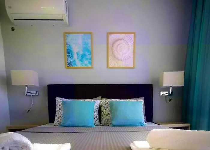 Blue Breeze 3* Sinemoretz